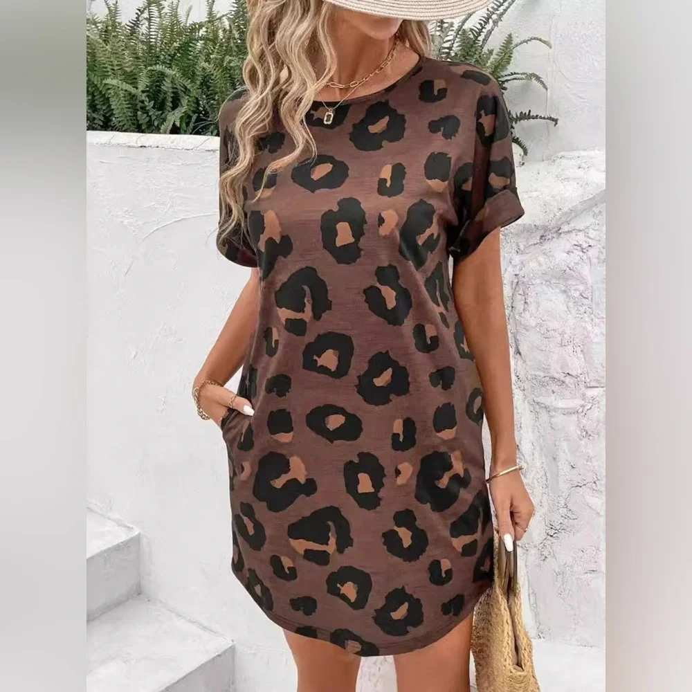 Leopard Short Sleeve Dress with Pockets - Picture 4 of 9